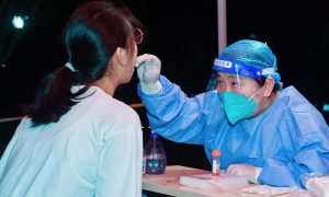Trung Quốc phong tỏa 1,7 triệu dân ở tỉnh An Huy phát hiện nhiều ca COVID-19